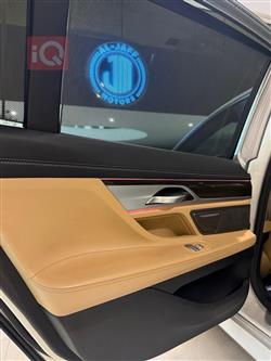 بي ام دبليو الفئة 7